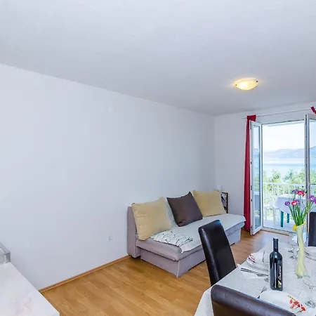 Glavor - One Bedroom With Balconies And Sea View * Drače