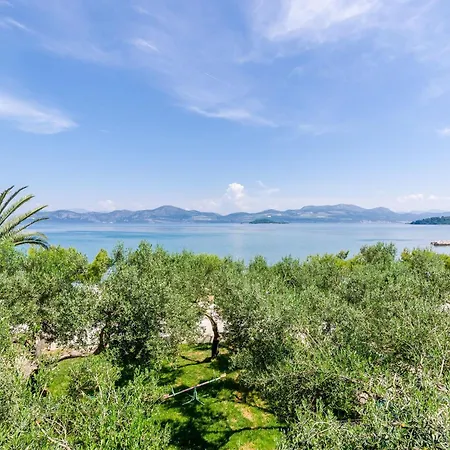 Glavor - One Bedroom With Balconies And Sea View *