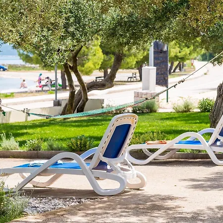 Glavor - One Bedroom With Balconies And Sea View * Drače